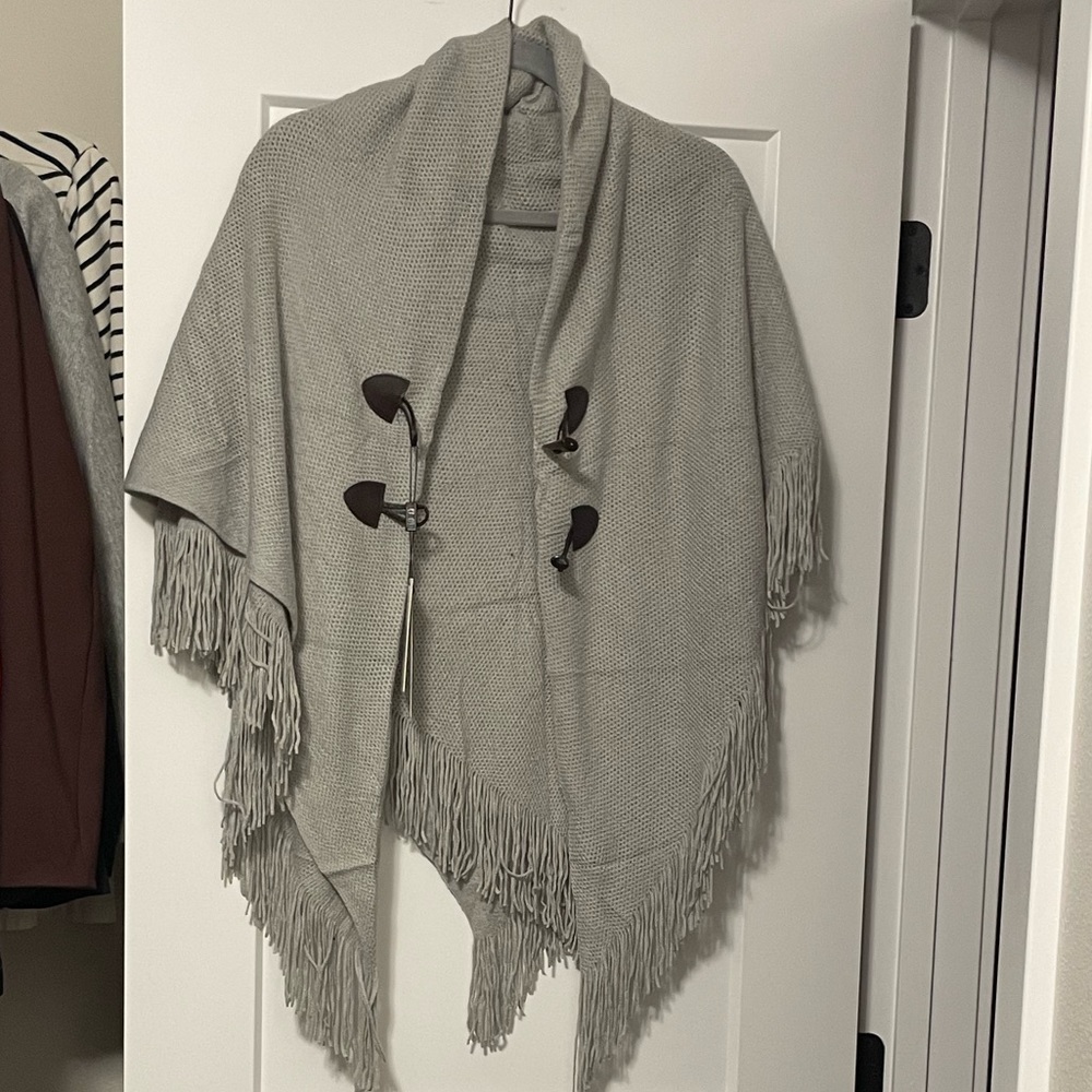 Serand Pancho with buttons